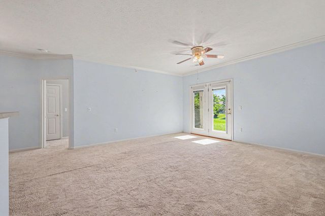 1174 Retriever Way, 110, Florence, KY 41042