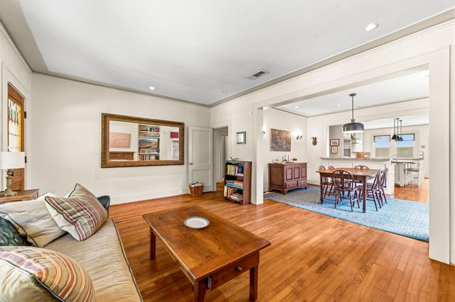 1521 Kipling Street, Houston, TX 77006