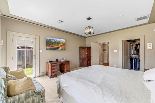 1521 Kipling Street, Houston, TX 77006