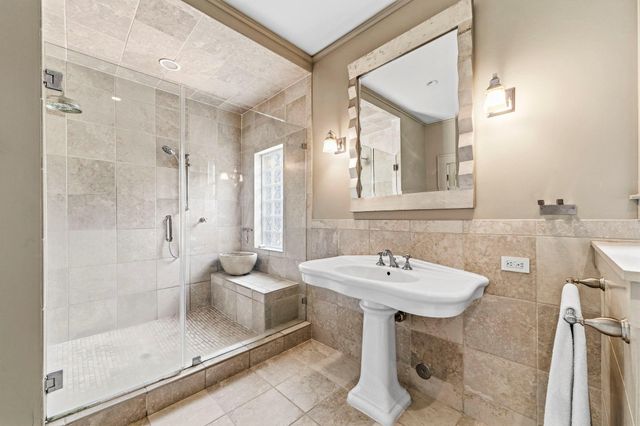 1521 Kipling Street, Houston, TX 77006