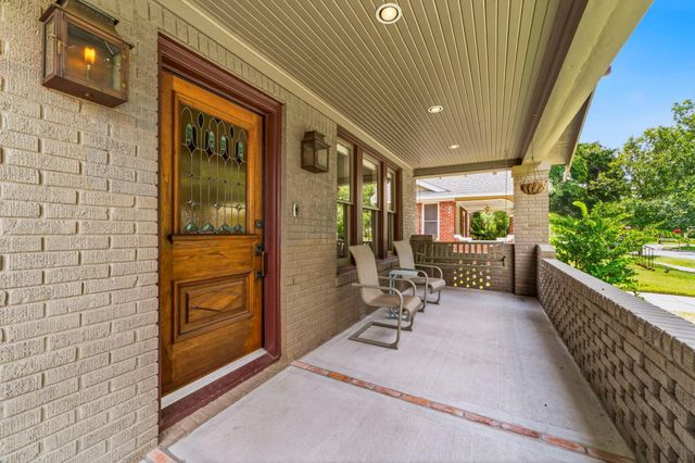 1521 Kipling Street, Houston, TX 77006