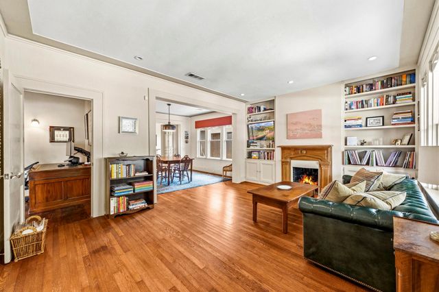 1521 Kipling Street, Houston, TX 77006