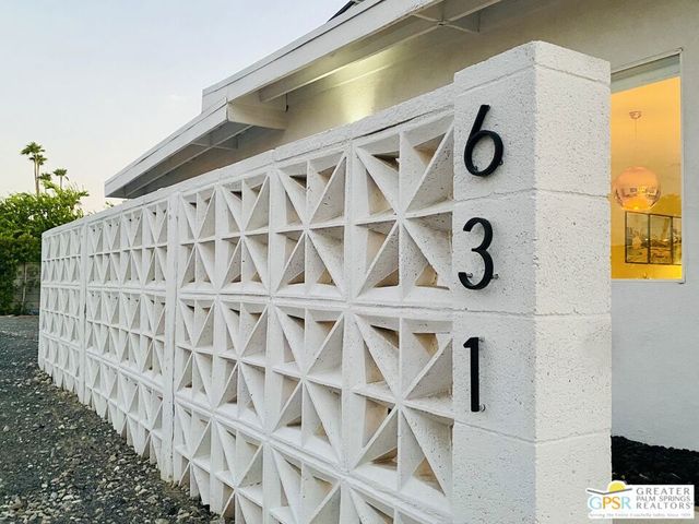 631 S El Cielo Road, Palm Springs, CA 92264