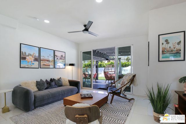 631 S El Cielo Road, Palm Springs, CA 92264