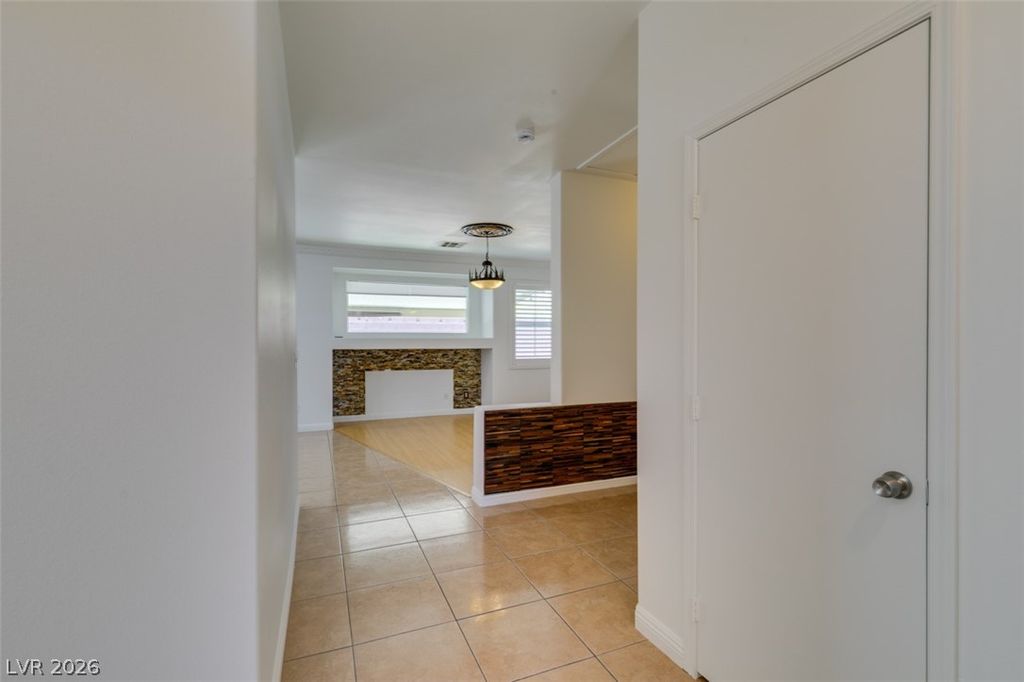 10513 Shanna Trellis Avenue, Las Vegas, NV 89144 — photo 5