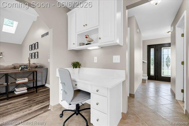 6503 Mountview, Brighton, MI 48116