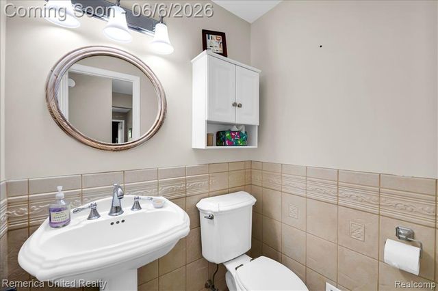 6503 Mountview, Brighton, MI 48116