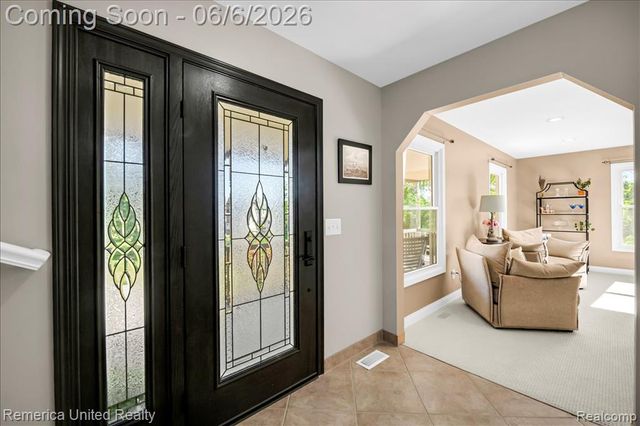 6503 Mountview, Brighton, MI 48116