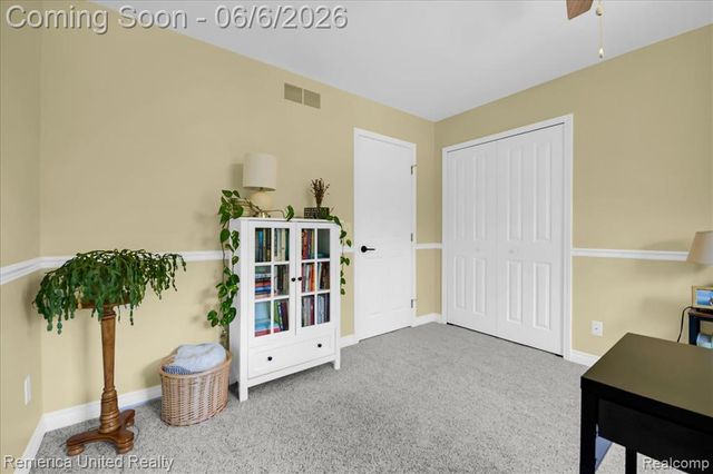 6503 Mountview, Brighton, MI 48116