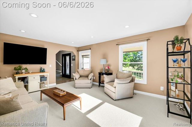 6503 Mountview, Brighton, MI 48116