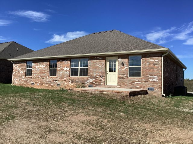 3760 W Riley Street, Bolivar, MO 65613