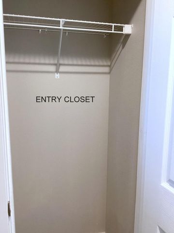 3760 W Riley Street, Bolivar, MO 65613