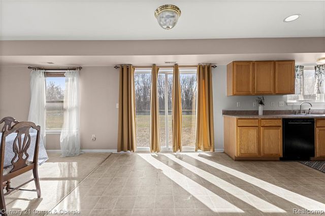 41973 Milton Drive, Van Buren, MI 48111