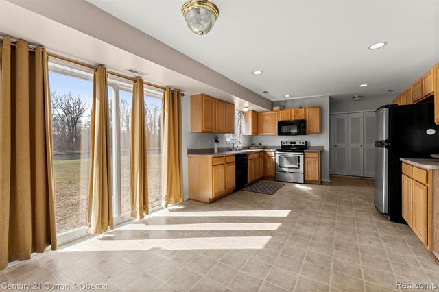 41973 Milton Drive, Van Buren, MI 48111