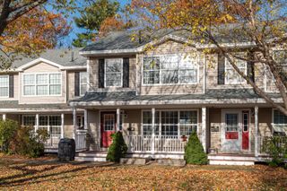 9 Main St Unit 3, Kittery, ME 03904