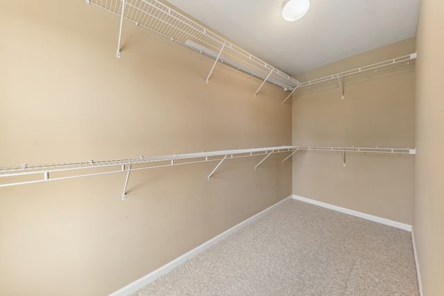 2411 N 75th Avenue, Elmwood Park, IL 60707