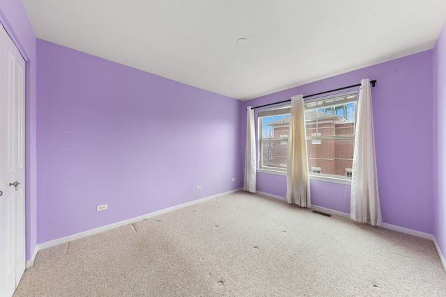 2411 N 75th Avenue, Elmwood Park, IL 60707