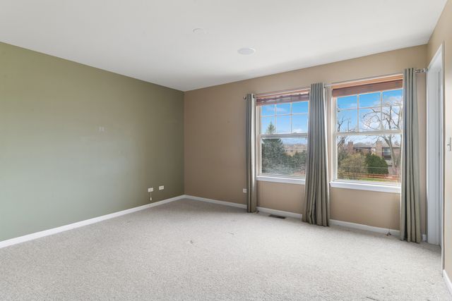 2411 N 75th Avenue, Elmwood Park, IL 60707