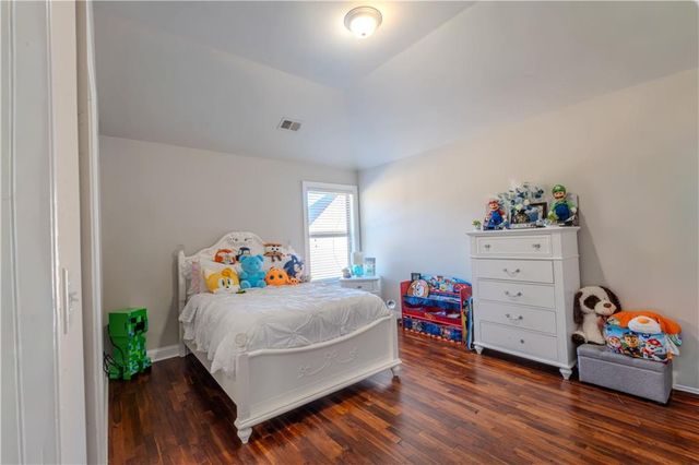 3478 Woodshade Drive, Loganville, GA 30052