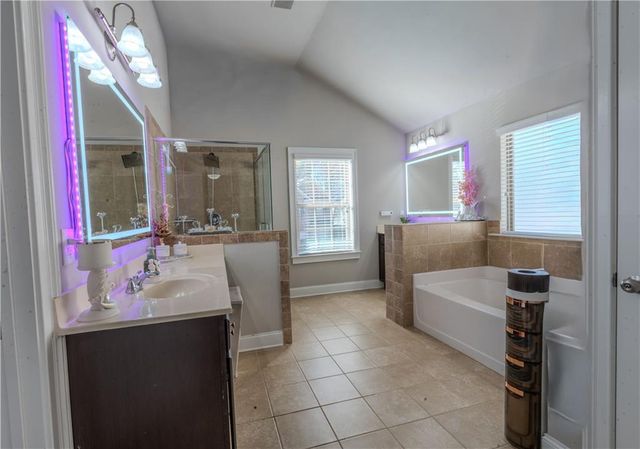 3478 Woodshade Drive, Loganville, GA 30052