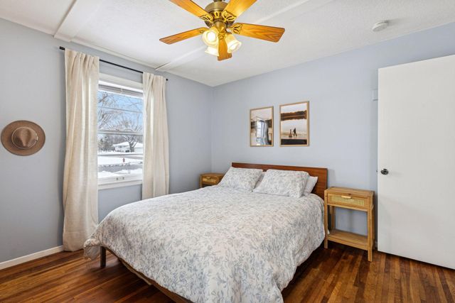 5901 Idaho Avenue N, Crystal, MN 55428