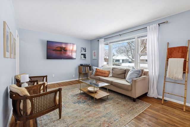 5901 Idaho Avenue N, Crystal, MN 55428