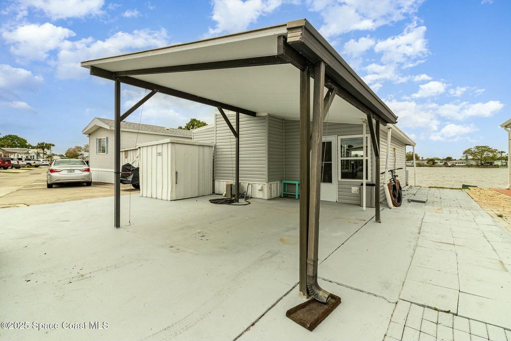 122 Forest Lake Drive, Cocoa, FL 32926