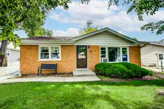 15742 Le Claire Avenue, Oak Forest, IL 60452