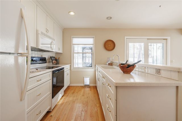 27 Andrews Way, South Bristol, NY 14424