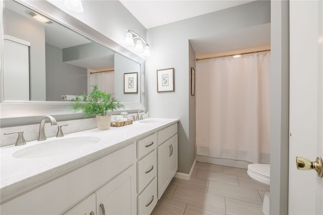 27 Andrews Way, South Bristol, NY 14424