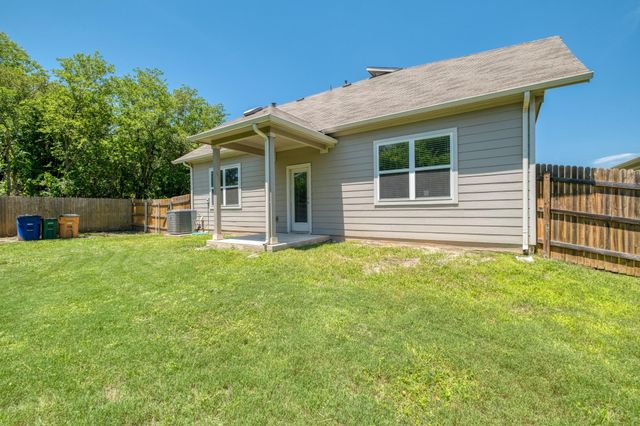 7501 Smallwood DR, Austin, TX 78724