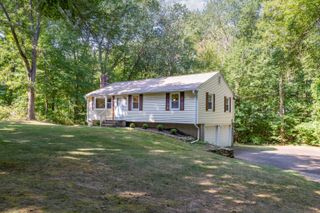 74 West Lake Avenue, Guilford, CT 06437