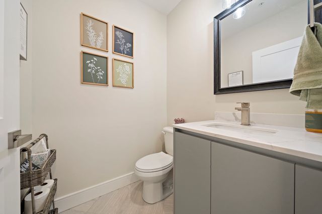488 Quincy Ave 4, Quincy, MA 02169