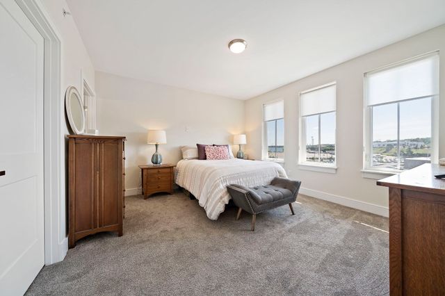 488 Quincy Ave 4, Quincy, MA 02169