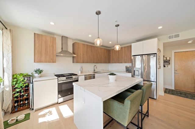 488 Quincy Ave 4, Quincy, MA 02169