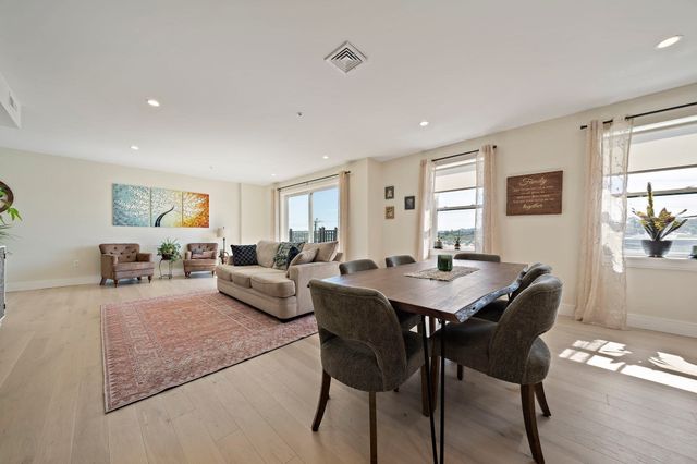 488 Quincy Ave 4, Quincy, MA 02169