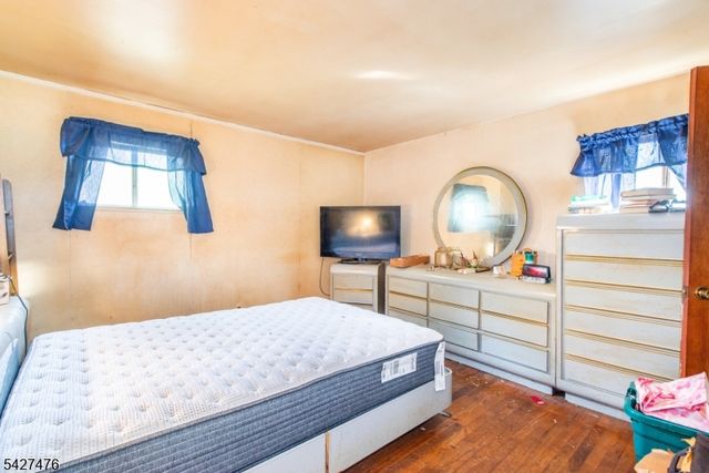 32 Madison Dr, Ogdensburg Boro, NJ 07439
