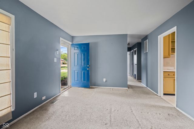 6109 Dartmoor Ct, Indianapolis, IN 46254