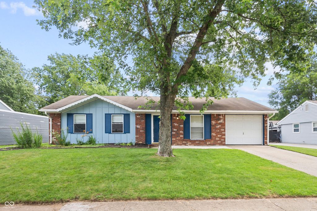 6109 Dartmoor Ct, Indianapolis, IN 46254
