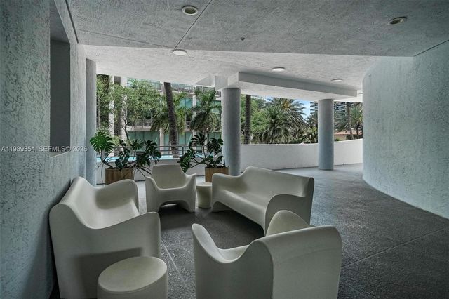 5970 Indian Creek Dr PH-4, Miami Beach, FL 33140