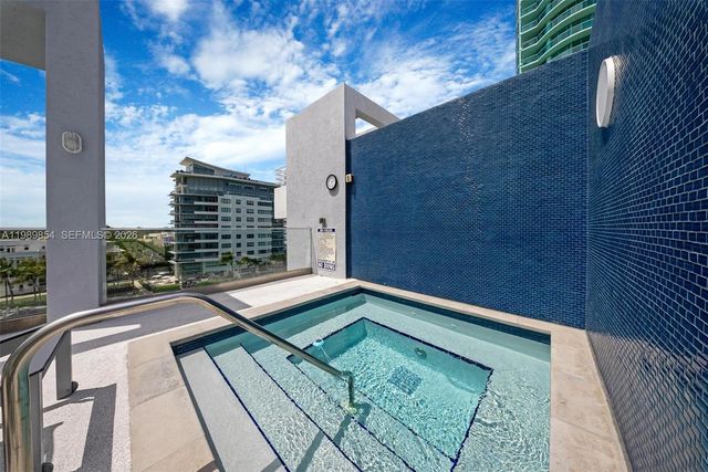 5970 Indian Creek Dr PH-4, Miami Beach, FL 33140