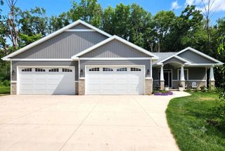 S7683 Lucille Lane, Merrimac, WI 53561