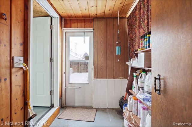 4956 Center Street, Millington, MI 48746