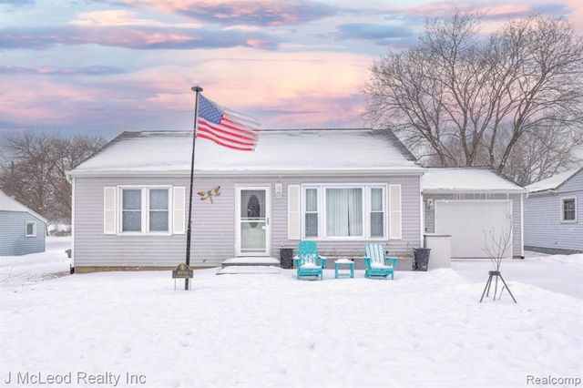 4956 Center Street, Millington, MI 48746