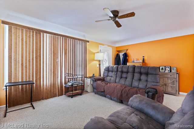 4956 Center Street, Millington, MI 48746