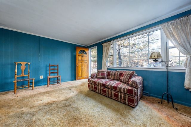 15 Yenom, Dennis, MA 02660