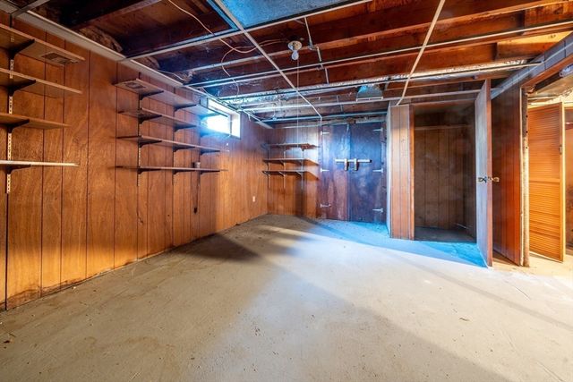 15 Yenom, Dennis, MA 02660