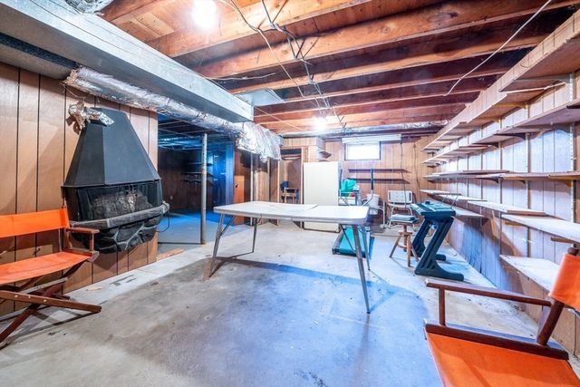 15 Yenom, Dennis, MA 02660