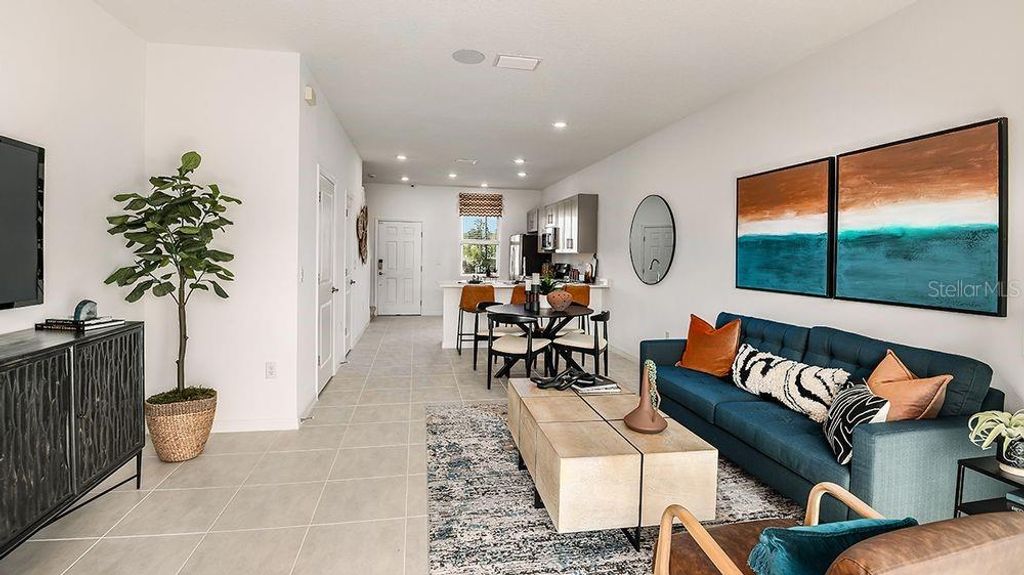 Image 11 of property listing at 10645 ORBIT TERRACE, Sarasota, FL 34241