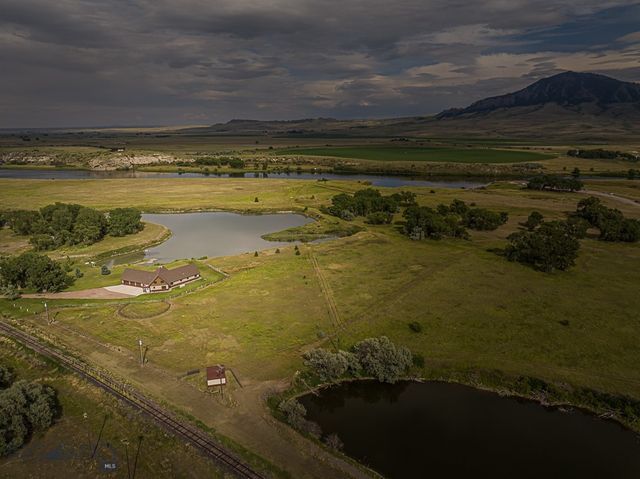 2127 Old US Highway 91, Cascade, MT 59421